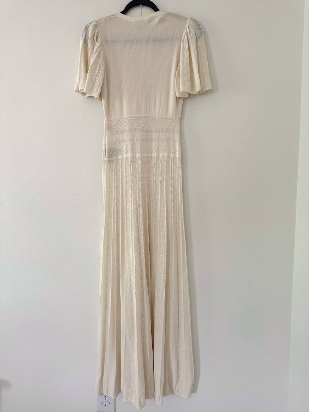 ba&sh AVIVA romantic feminine minimalist Knit maxi dress V-Neck ecru - Picture 7 of 7